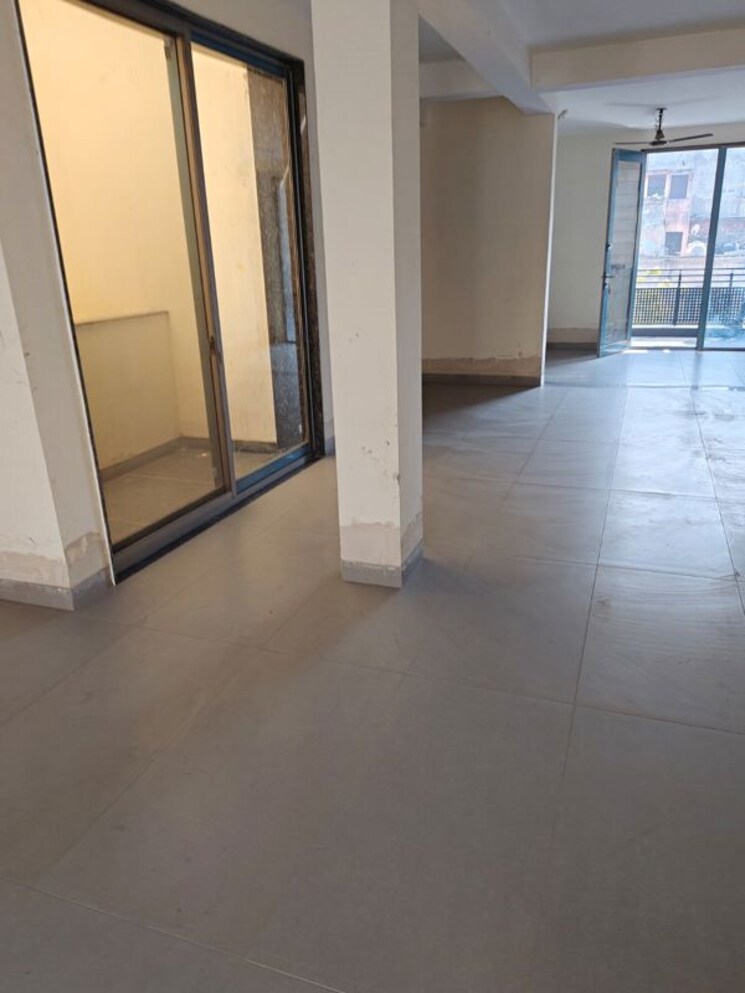 Team Area, shivalik colony Commercial Office Space 1400 Sq.Ft. In Shivalik Colony Delhi 9920008