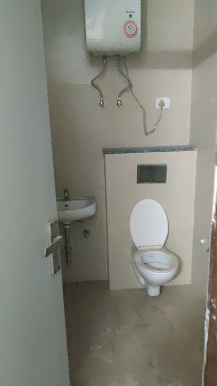 Floor Plan, kalkaji Commercial Office Space 125 Sq.Yd. In Kalkaji Delhi 9920025