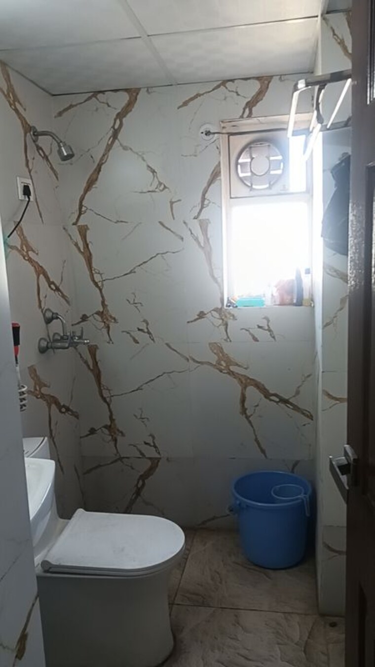 Bathroom, migsun-green-mansion 2 Bedroom 1050 Sq.Ft. Apartment In Zeta I Greater Noida Greater Noida 9920031