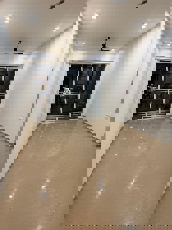 2 BHK 711 Sq.Ft. Apartment in Kalpataru Paramount