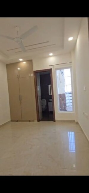 Room in 3 BHK Apartment at Puri Kohinoor, Sector 89 – for Sale