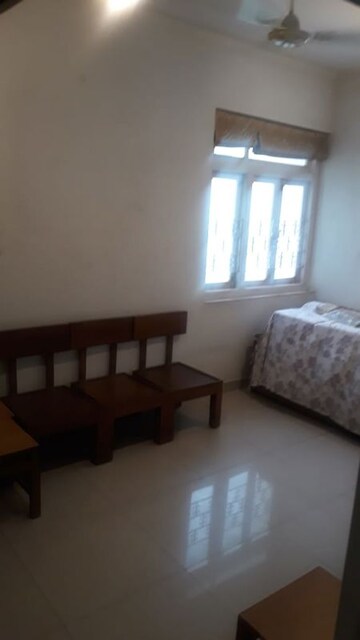 1 BHK Apartment For Sale in Colaba