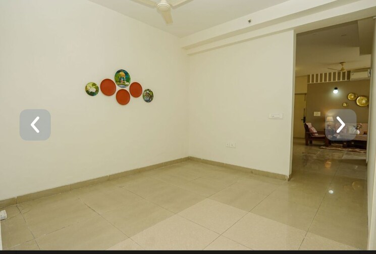 Room, emaar-palm-gardens 3.5 Bedroom 1900 Sq.Ft. Apartment In Sector 83 Gurgaon 9920093