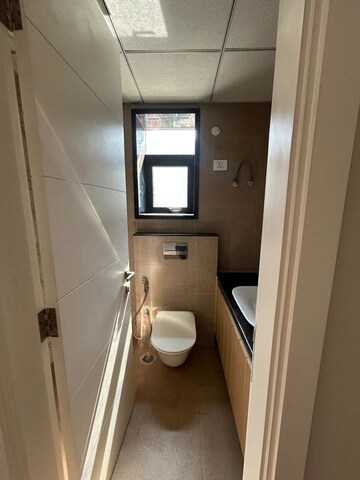 Bathroom in 3 BHK Apartment at Signature Global City 63A, Sector 63a – for Rent