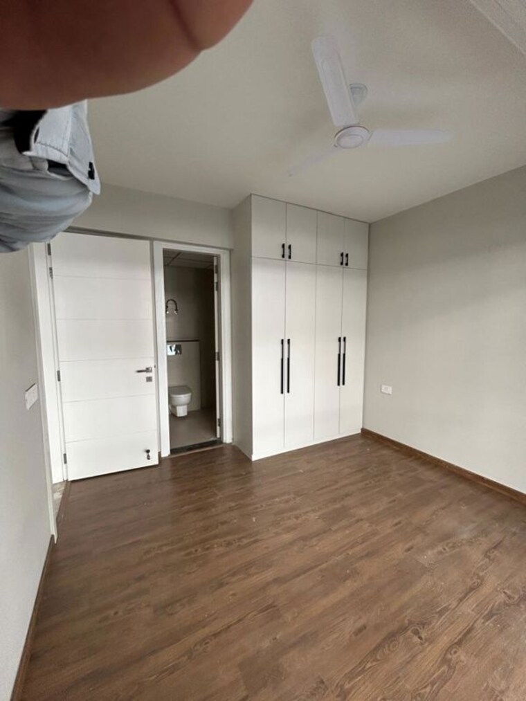Room, signature-global-city-63a 3 Bedroom 1305 Sq.Ft. Apartment In Sector 63a Gurgaon 9920096