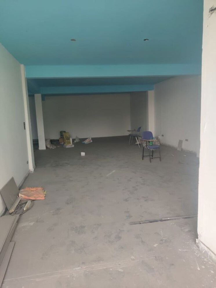 Team Area, gautam nagar Commercial Office Space 2200 Sq.Ft. In Gautam Nagar Delhi 9920072