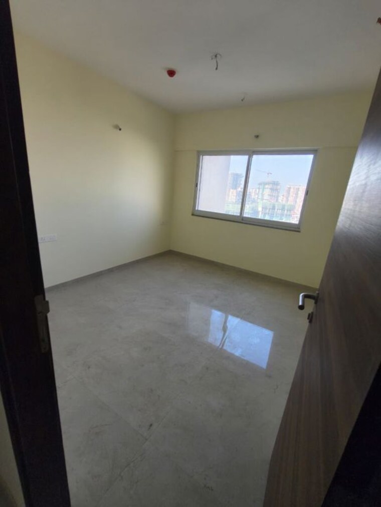 Room, k-raheja-reserve 6 Bedroom 2512 Sq.Ft. Apartment In Mohammadwadi Pune 9920088