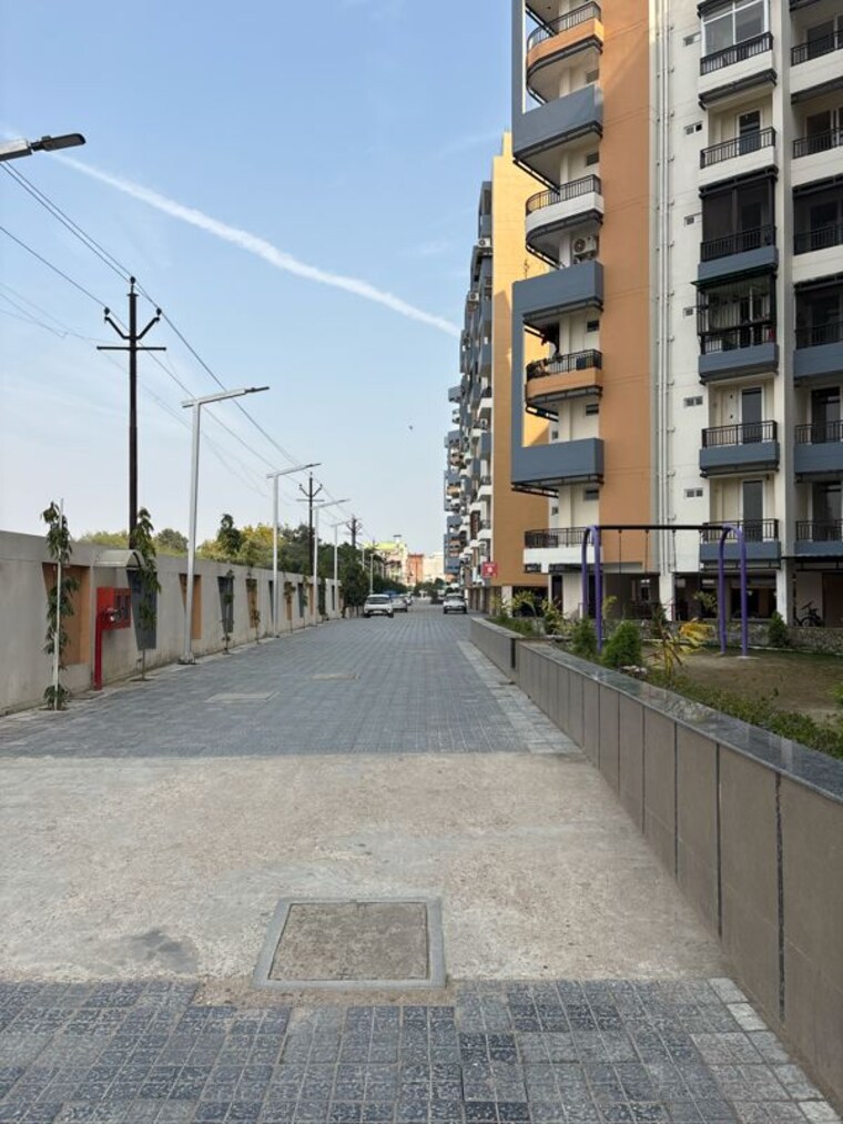 Exterior View, ratan-galaxy 4 Bedroom 2535 Sq.Ft. Apartment In Lalbagh Lucknow 9920120