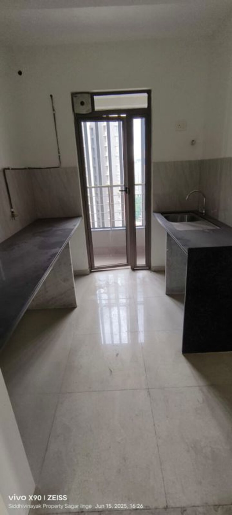 Kitchen, kalpataru-immensa 2 Bedroom 808 Sq.Ft. Apartment In Kolshet Road Thane 9920125