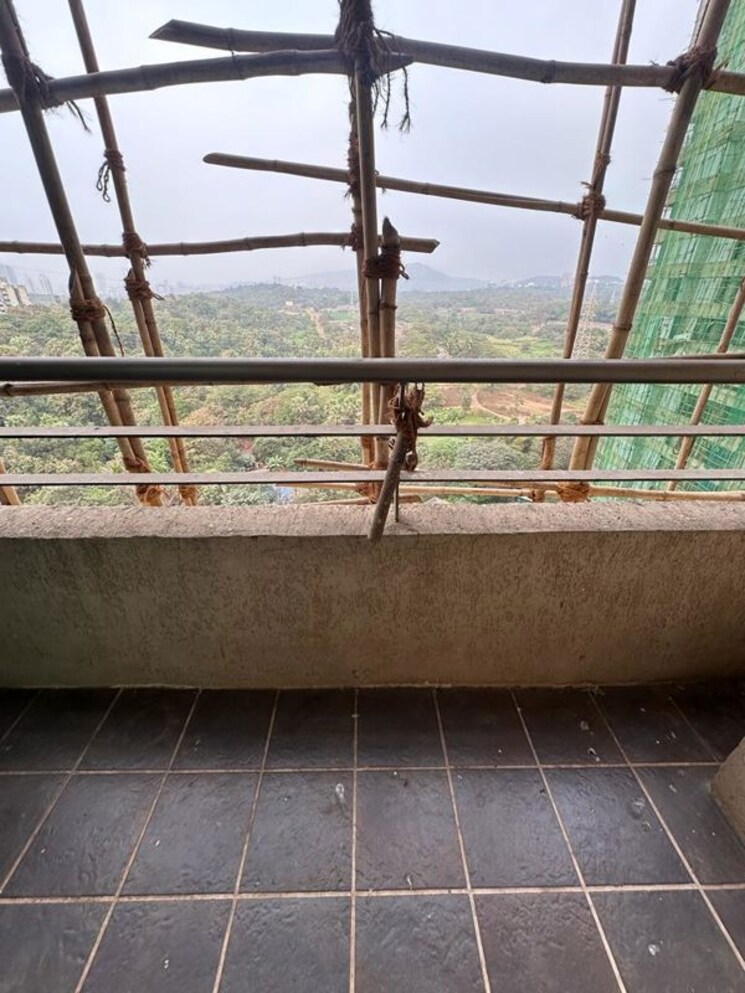 Balcony, oberoi-realty-splendor 2.5 Bedroom 1330 Sq.Ft. Apartment In Andheri East Mumbai 9920108