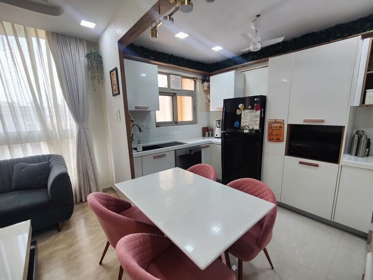 Master Bedroom, rosa-bella 3 Bedroom 1000 Sq.Ft. Apartment In Ghodbunder Road Thane 9920133