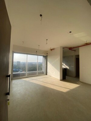 Room in 3 BHK Apartment at Barrister Nath Pai Nagar – for Sale