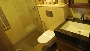 Team Area in 3 BHK Apartment at Piramal Mahalaxmi Central Tower, Mahalaxmi – for Sale