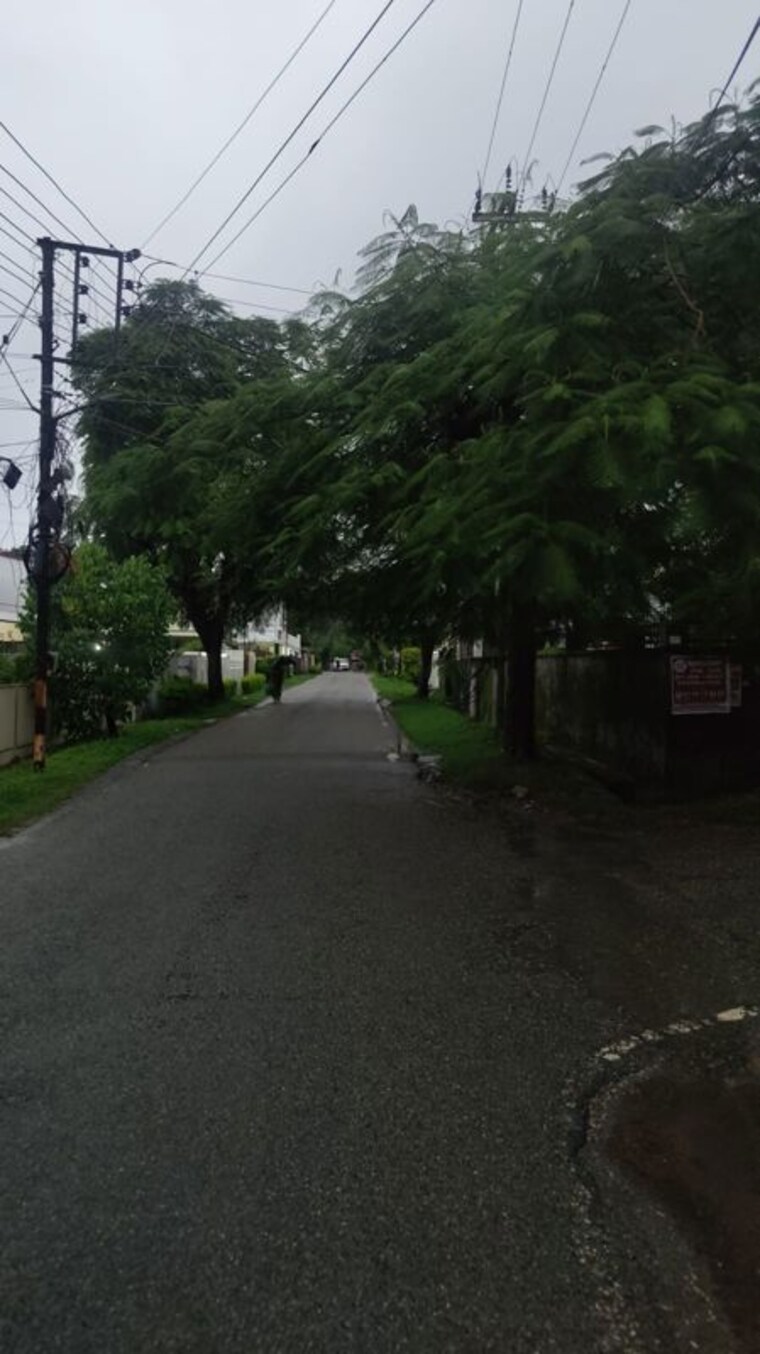  Parking, sahastradhara 5 Bedroom 460 Sq.Ft. Villa In Sahastradhara Dehradun 9920153