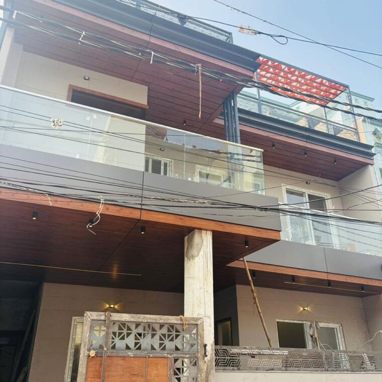 Exterior View, gomti nagar 4 Bedroom 2152 Sq.Ft. Villa In Gomti Nagar Lucknow 9920164