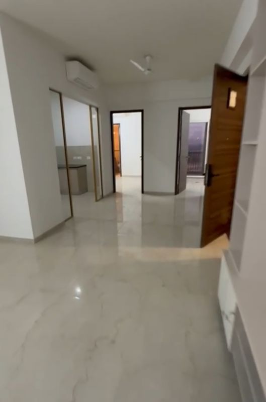 3 BHK + Servant Room Apartment For Rent in Smart World Orchard