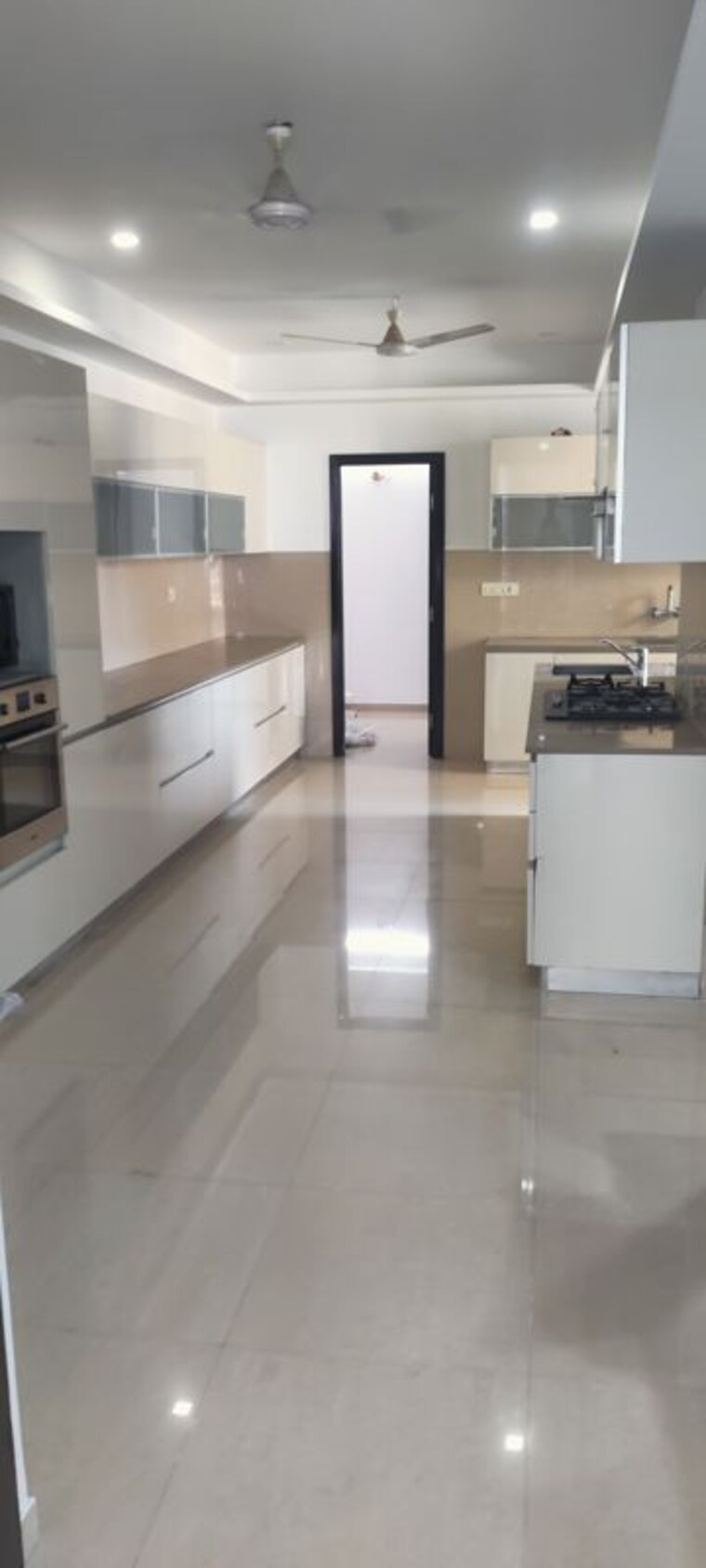 Kitchen, hiranandani-gardens-richmond-tower 5 Bedroom 5000 Sq.Ft. Apartment In Powai Mumbai 9920187