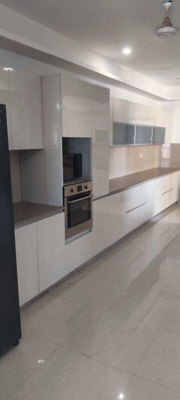 Kitchen in 5 BHK Apartment at Hiranandani Gardens Richmond Tower, Powai – for Rent