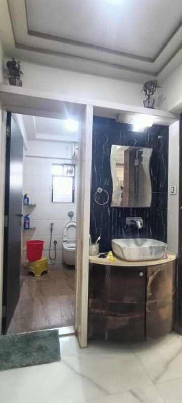 Team Area in 3 BHK Apartment at Sai Everest Solitaire Heights, Santacruz East – for Rent