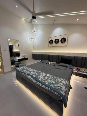 Bedroom in 5 BHK Villa at Kumar Meadows Plots, Manjari – for Sale