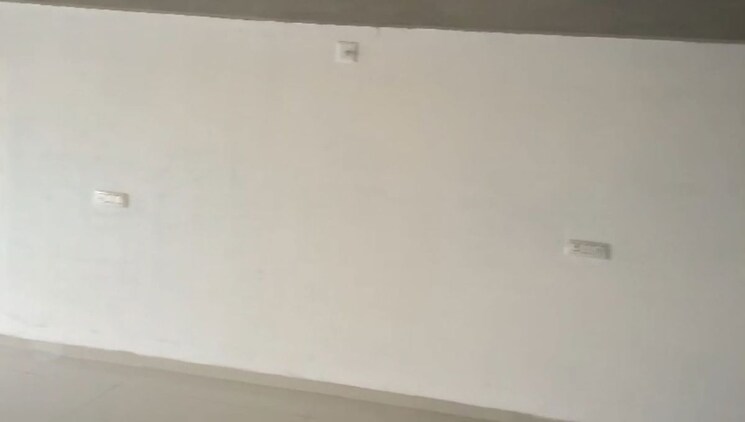 Room, sola Commercial Office Space 945 Sq.Ft. In Sola Ahmedabad 9920205