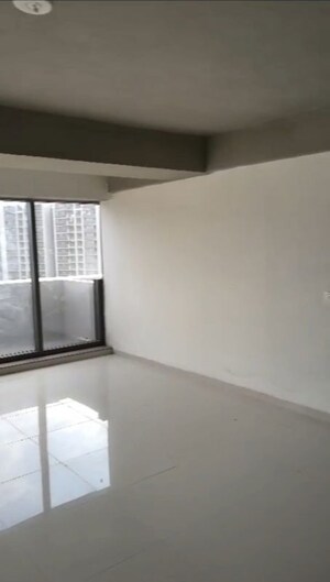 Room in  Office Space at Sola – for Rent