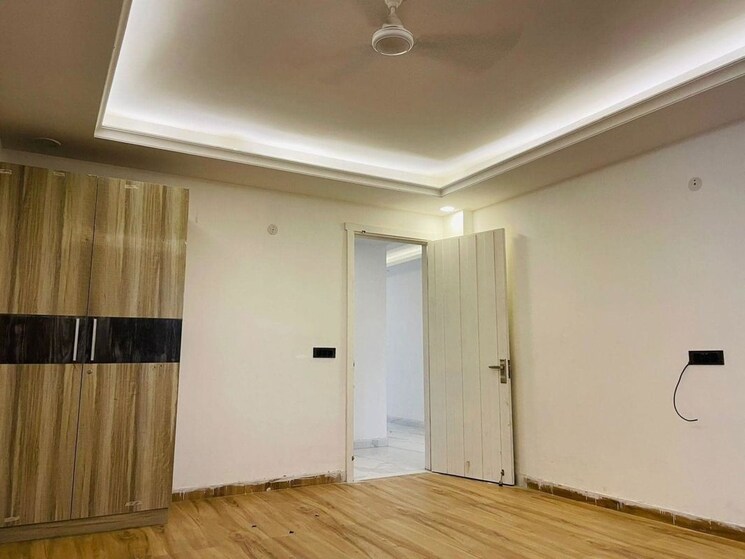 Room, bptp-parkland-pride 3 Bedroom 250 Sq.Ft. Builder Floor In Sector 77 Faridabad 9920206