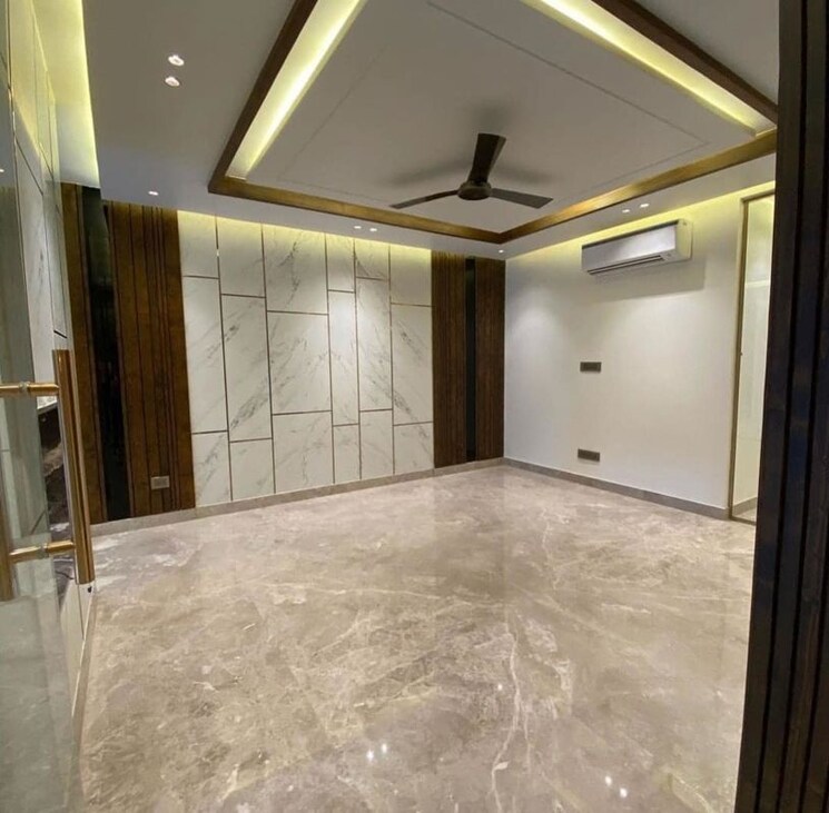 Room, bptp-parkland-pride 3 Bedroom 250 Sq.Ft. Builder Floor In Sector 77 Faridabad 9920206