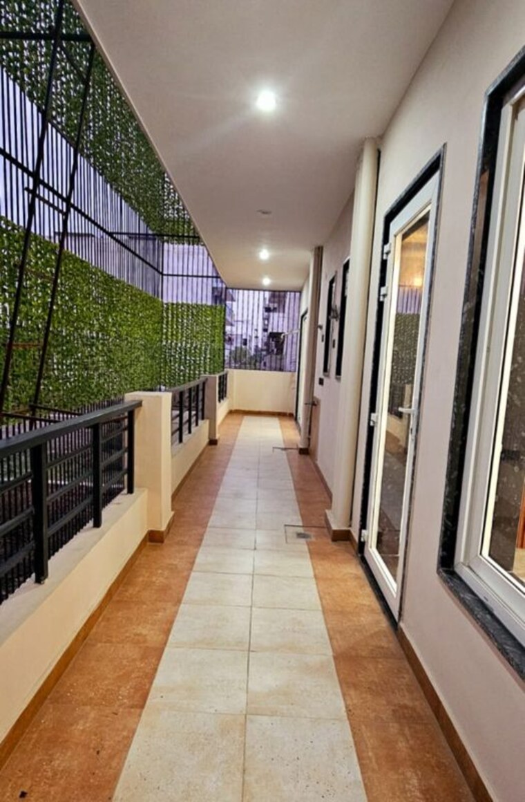 Balcony, sector 46 3 Bedroom 2250 Sq.Ft. Builder Floor In Sector 46 Gurgaon 9920258