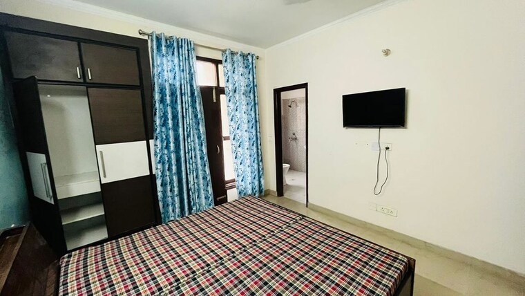 Bedroom, sushma-joynest-moh 3 Bedroom 1355 Sq.Ft. Apartment In Bir Chhat Chandigarh 9920262