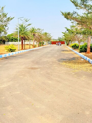  Plot For Sale in Kadthal