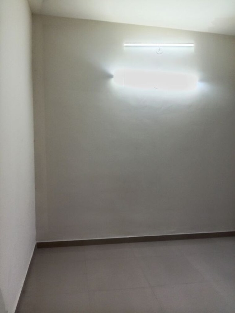 Room, mahagun-mywoods-ii 2.5 Bedroom 1125 Sq.Ft. Apartment In Sector 16c Greater Noida Greater Noida 9908878