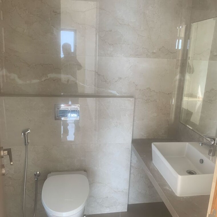 Bathroom, mirchandani-triton 5 Bedroom 2548 Sq.Ft. Apartment In Vithaldas Nagar Mumbai 9920278