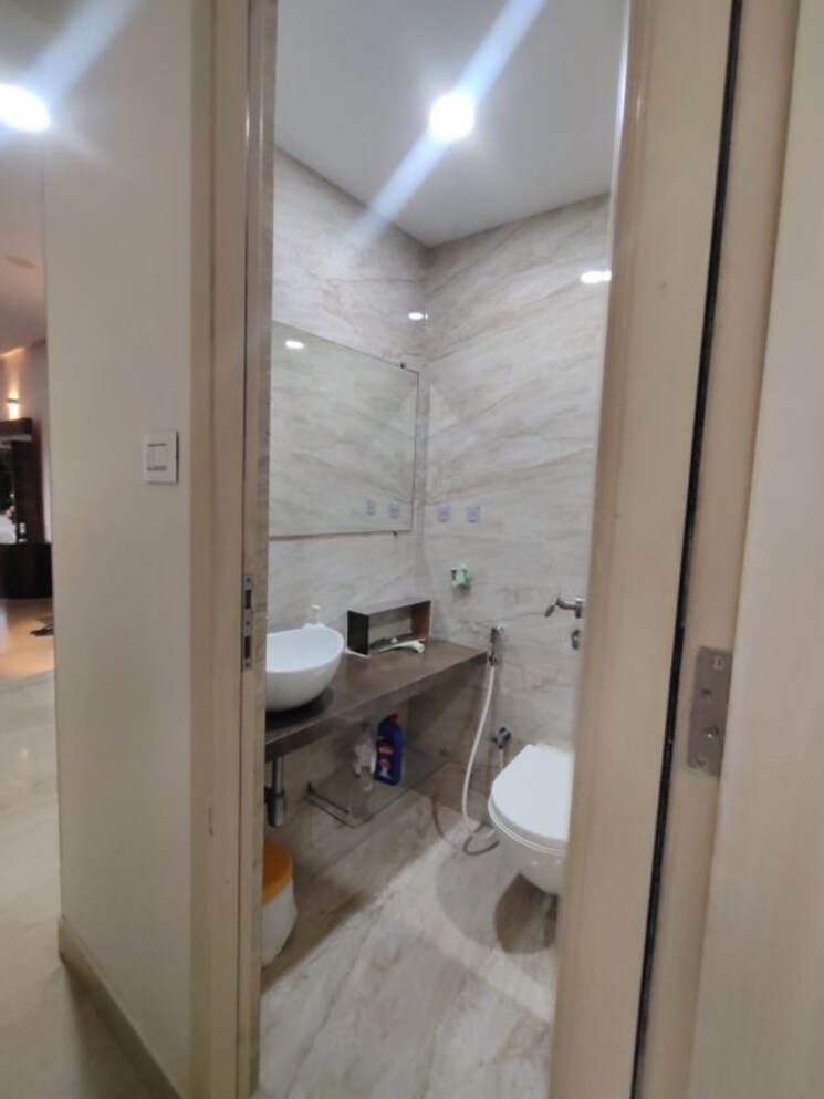 Bathroom, rsb-ms-h2o 3 Bedroom 1100 Sq.Ft. Apartment In Santacruz East Mumbai 9920297