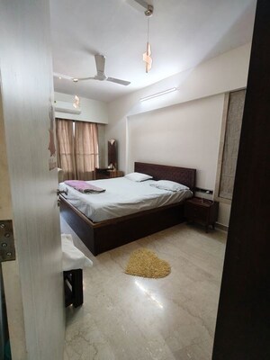 Room in 3 BHK Apartment at RSB MS H2O, Santacruz East – for Rent