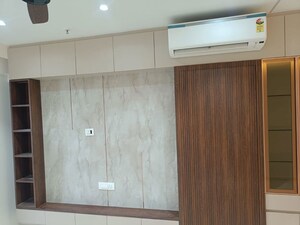 Master Bedroom in 4 BHK Apartment at Kanakia Silicon Valley, Powai – for Rent