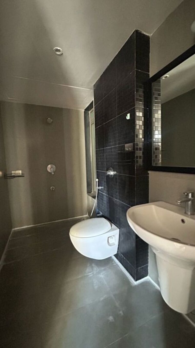 Bathroom, runwal-eirene 1 Bedroom 422 Sq.Ft. Apartment In Balkum Pada Thane 9920326