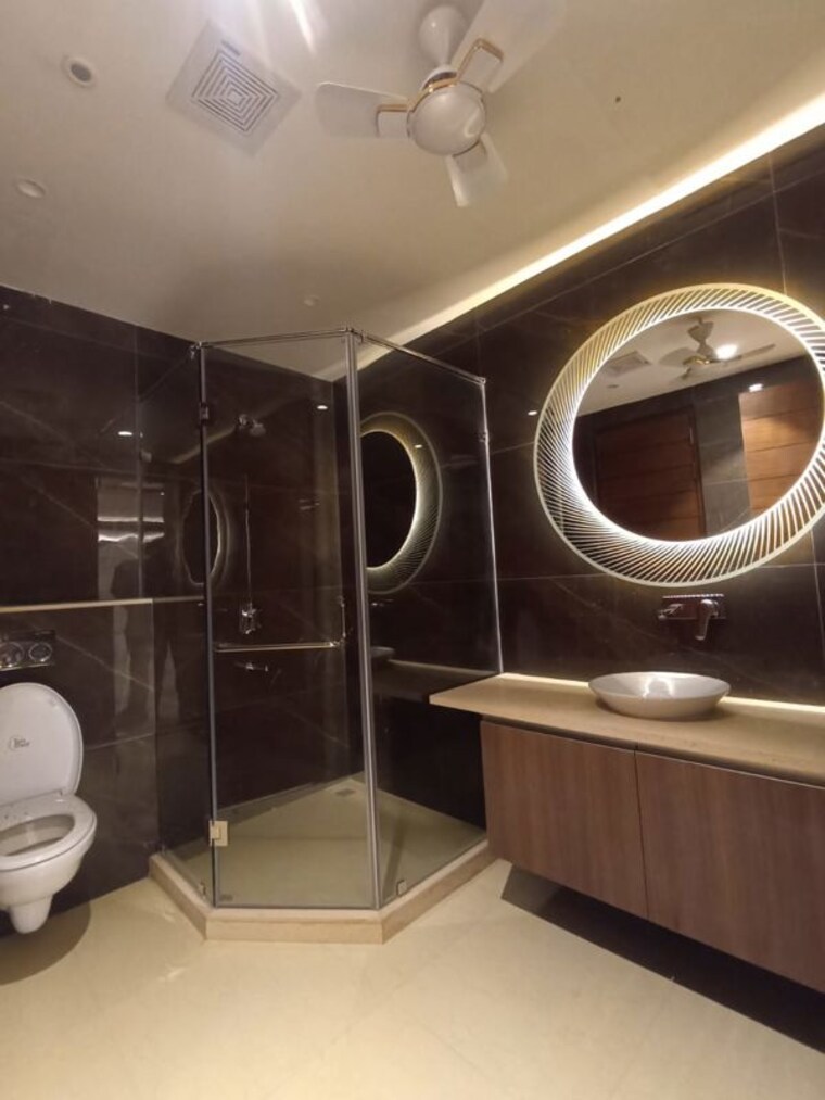 Master Bedroom, sector 56 5 Bedroom 615 Sq.Yd. Builder Floor In Sector 56 Gurgaon 9920331