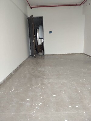 Room in 2 BHK Apartment at L&T Seawoods Residences Phase 2, Seawoods – for Sale