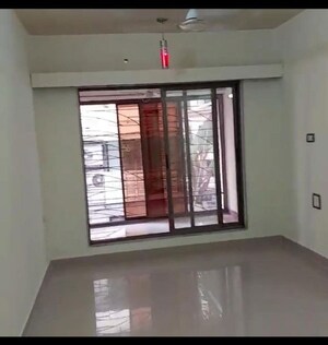 2 BHK Apartment For Rent in Florence CHS, Santacruz East