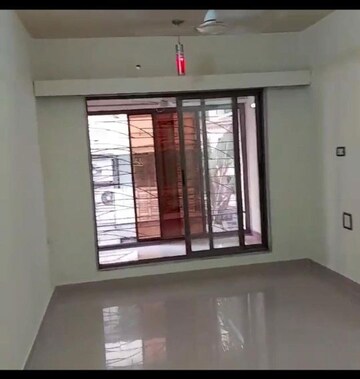 2 BHK Apartment For Rent in Florence CHS, Santacruz East