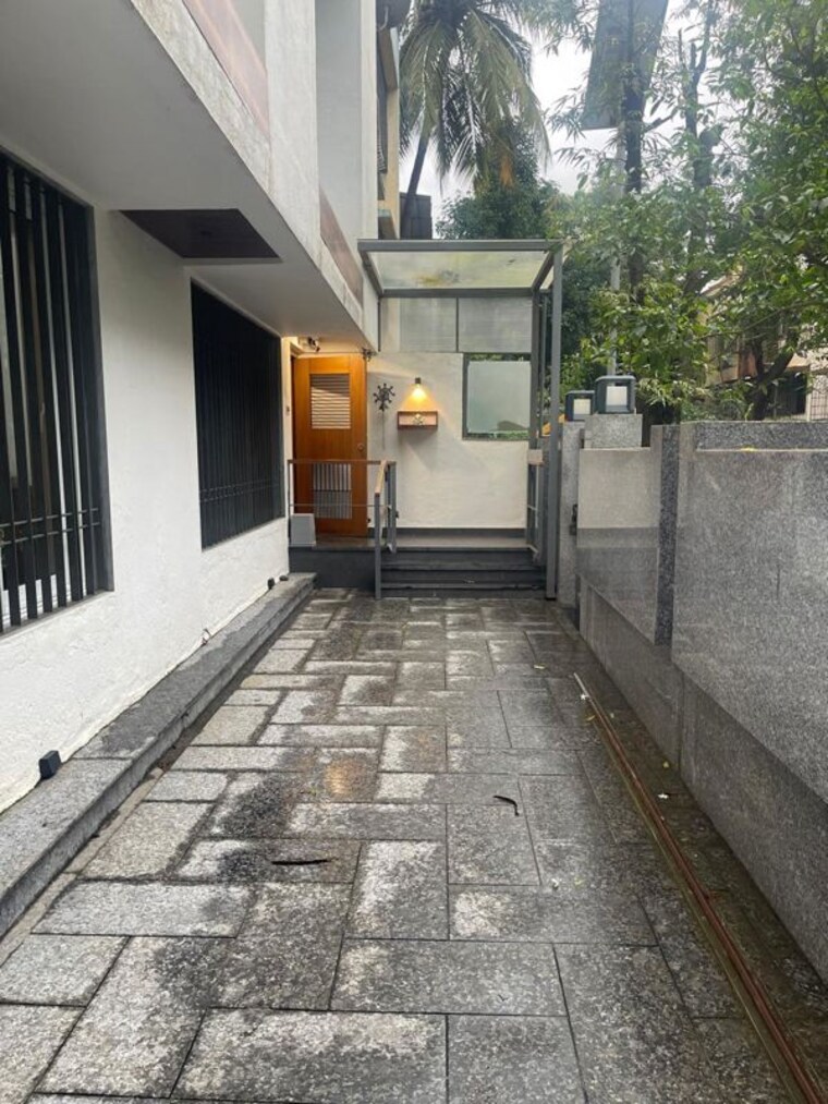 Balcony, nerul sector 17 4 Bedroom 1980 Sq.Ft. Independent House In Nerul Sector 17 Navi Mumbai 9920277