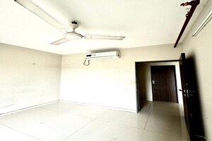 Room in 2 BHK Apartment at Kanakia Spaces Zen World, Kanjurmarg East – for Sale