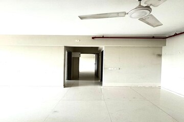 Room in 2 BHK Apartment at Kanakia Spaces Zen World, Kanjurmarg East – for Sale