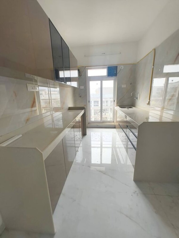 Kitchen, zee-ashtavinayak 2 Bedroom 633 Sq.Ft. Apartment In Andheri West Mumbai 9920415