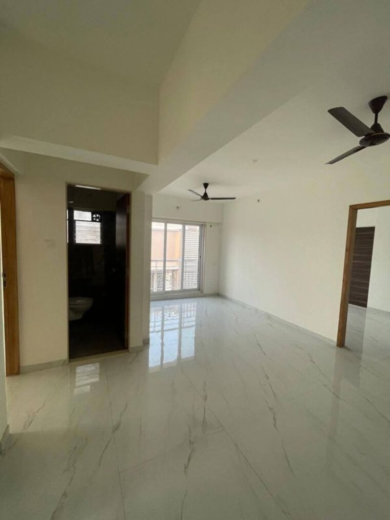 Room, zee-ashtavinayak 2 Bedroom 633 Sq.Ft. Apartment In Andheri West Mumbai 9920415