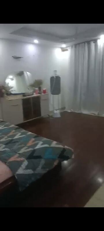 4 BHK Builder Floor For Sale in Laxmi Nagar