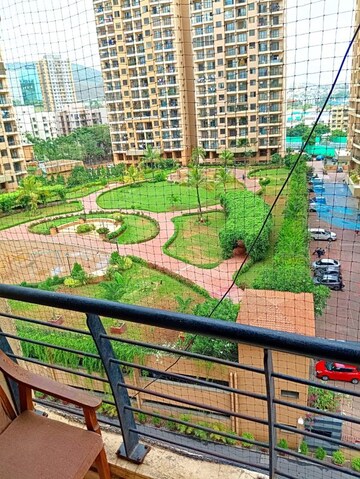 2 BHK Apartment – Garden View at K Raheja Heights, Malad East - for Rent