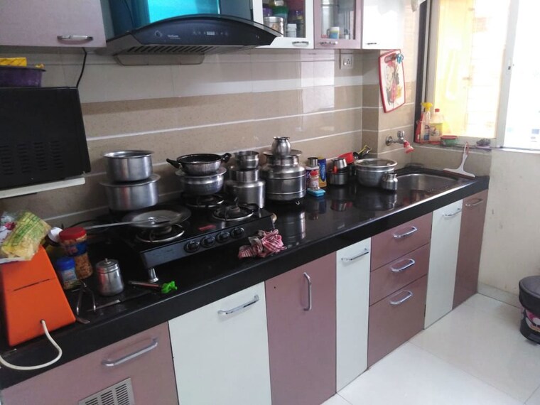 Kitchen, everest-world-solitare 2 Bedroom 620 Sq.Ft. Apartment In Kolshet Road Thane 9920457