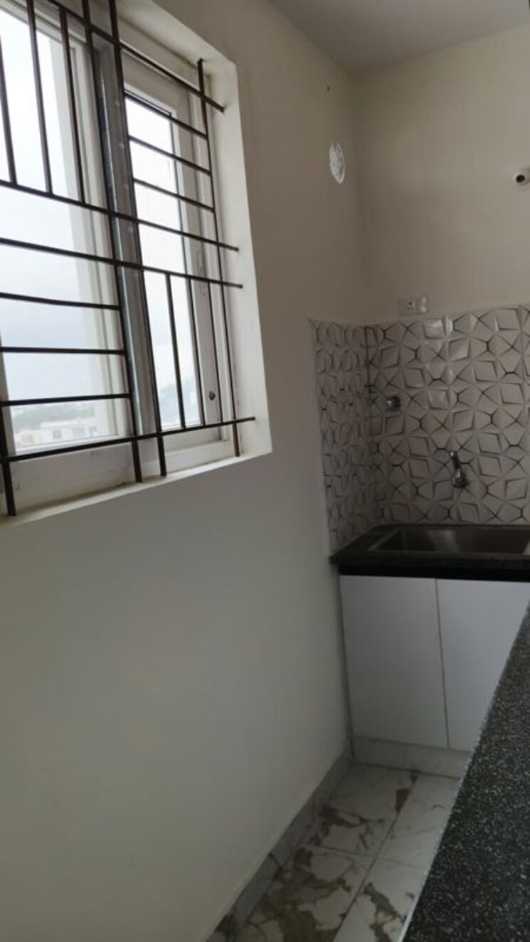 Room, baiyappanahalli 2 Bedroom 725 Sq.Ft. Apartment In Baiyappanahalli Bangalore 9389571
